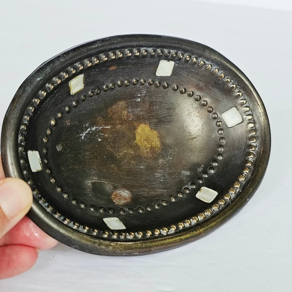 N/A vintage footed